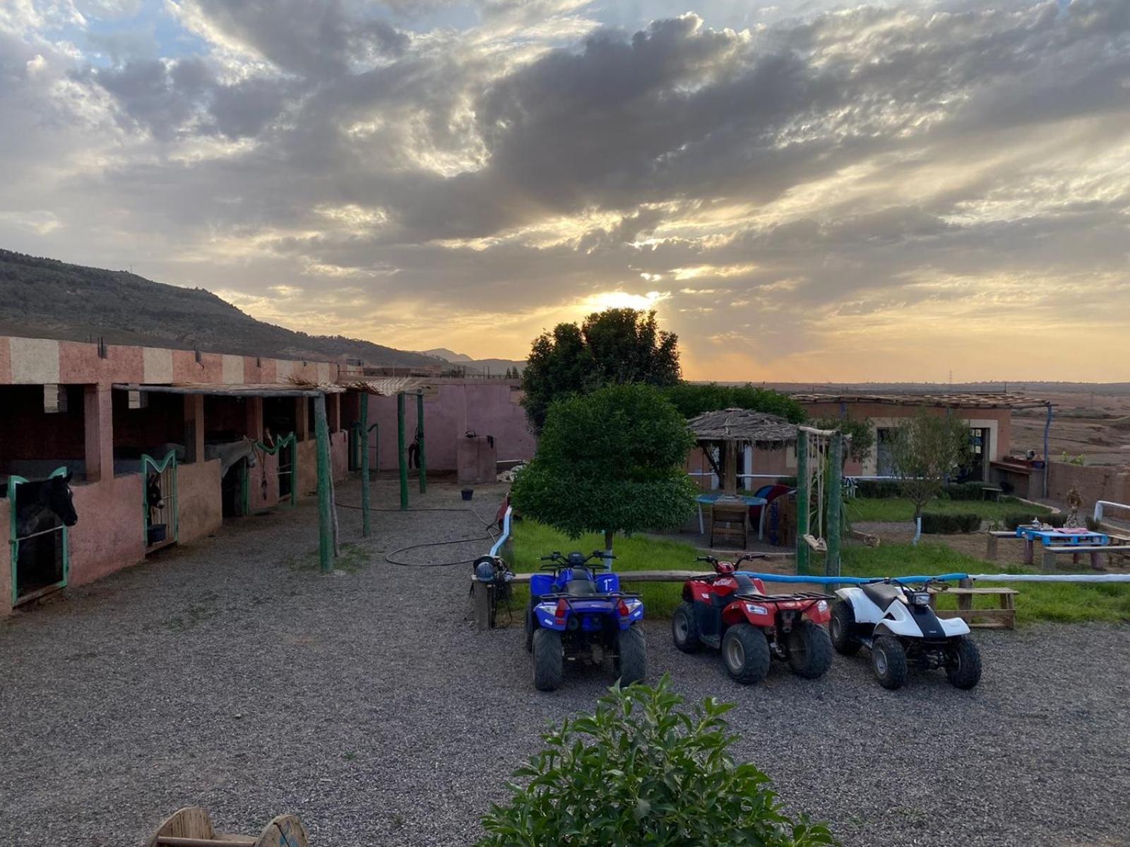 Willa Les Cavaliers Chez Yassine Marrakesz Zewnętrze zdjęcie